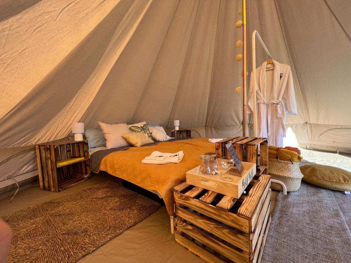 Glamping Bieszczady Z Jacuzzi I Basenem Hotell Solina  Eksteriør bilde