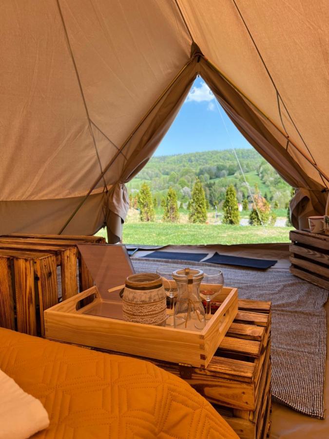 Glamping Bieszczady Z Jacuzzi I Basenem Hotell Solina  Eksteriør bilde