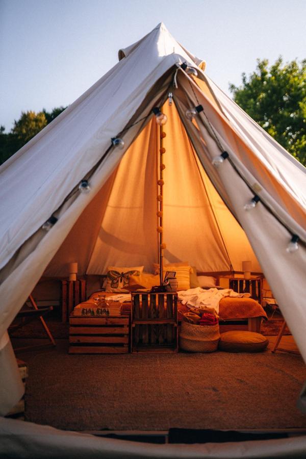 Glamping Bieszczady Z Jacuzzi I Basenem Hotell Solina  Eksteriør bilde