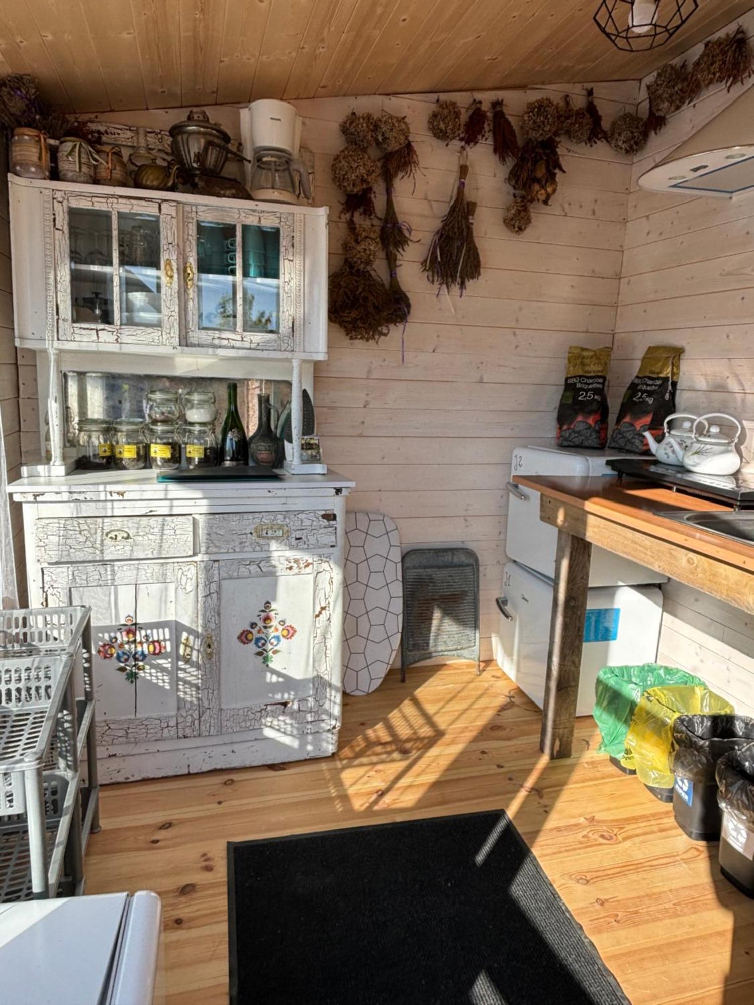 Glamping Bieszczady Z Jacuzzi I Basenem Hotell Solina  Eksteriør bilde