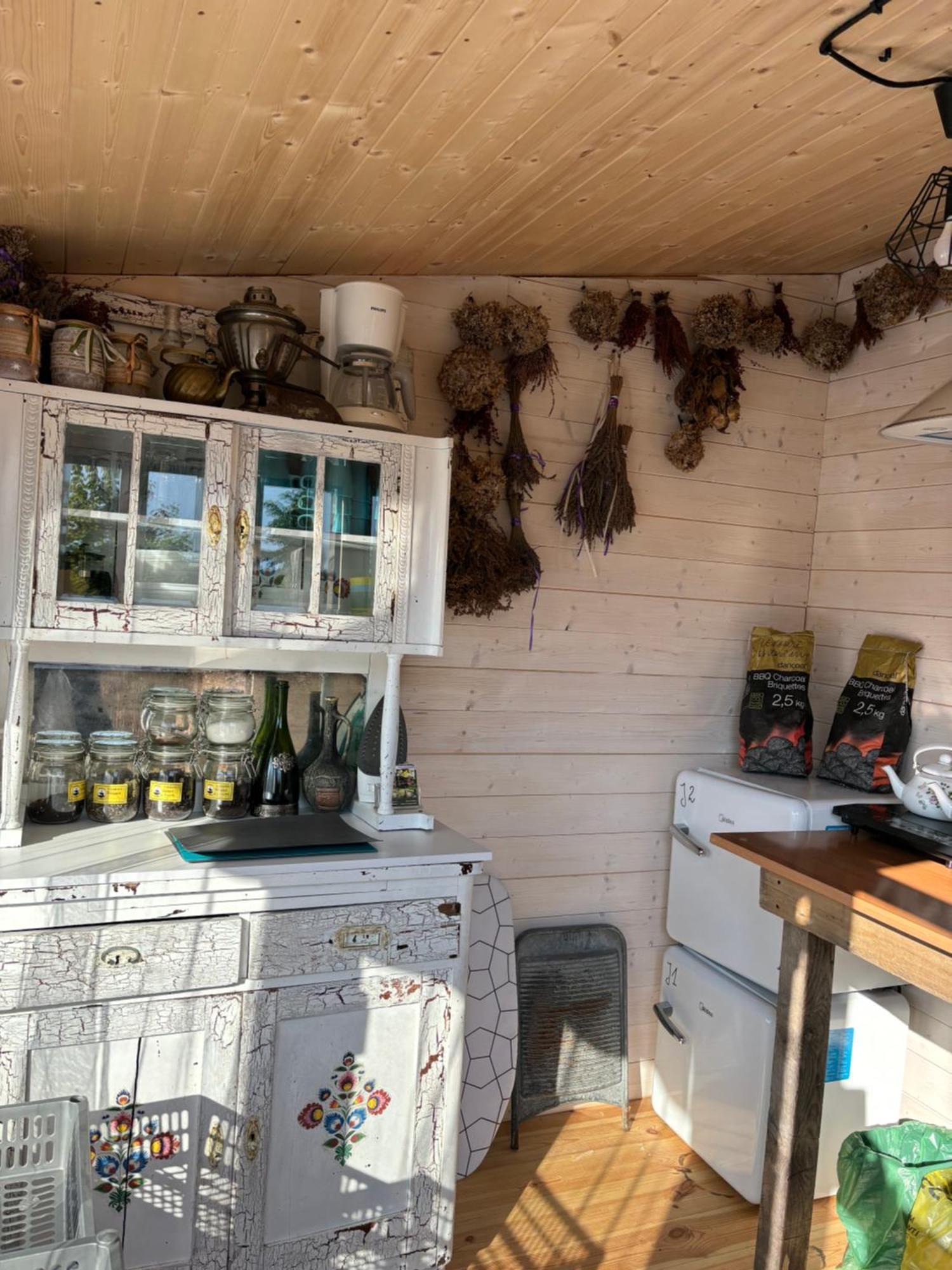 Glamping Bieszczady Z Jacuzzi I Basenem Hotell Solina  Eksteriør bilde